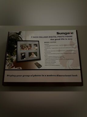 NIB Sungale Collage Digital Photo Frame Seven Inch